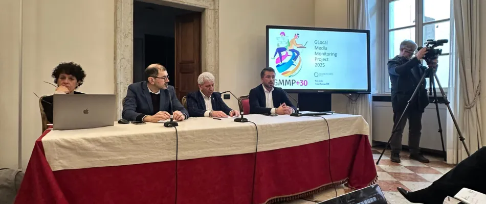 CORECOM TRENTO: raccontare il Trentino con occhi di donna CORECOM TRENTO: raccontare il Trentino con occhi di donna